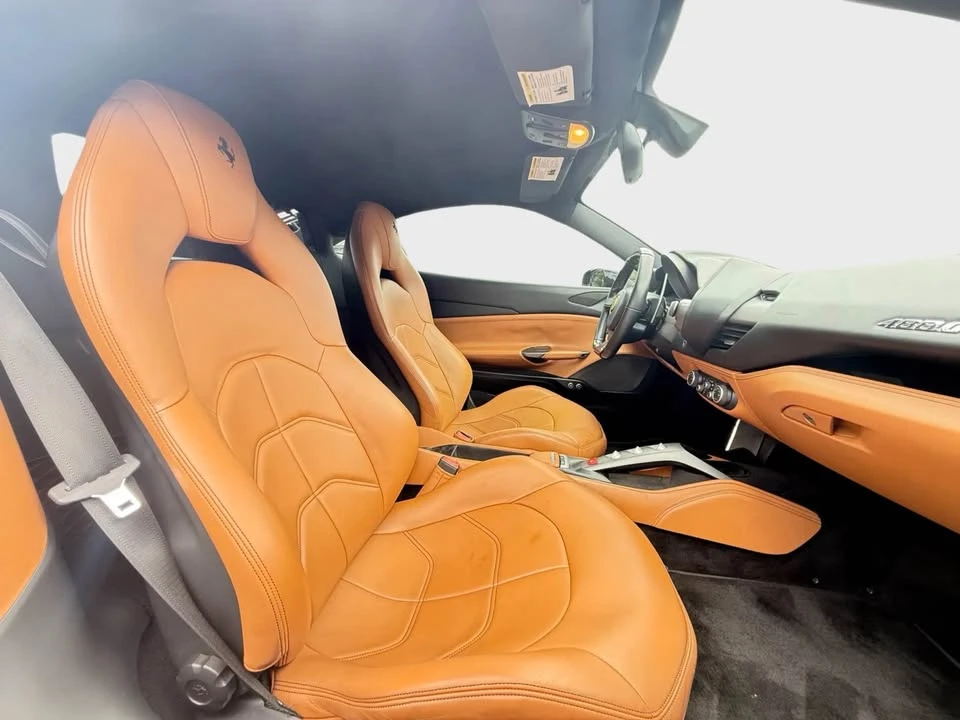 2018 Ferrari 488 GTB - Image 11 of 12