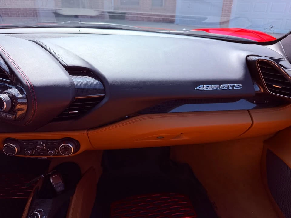 2018 Ferrari 488 GTB - Image 15 of 20