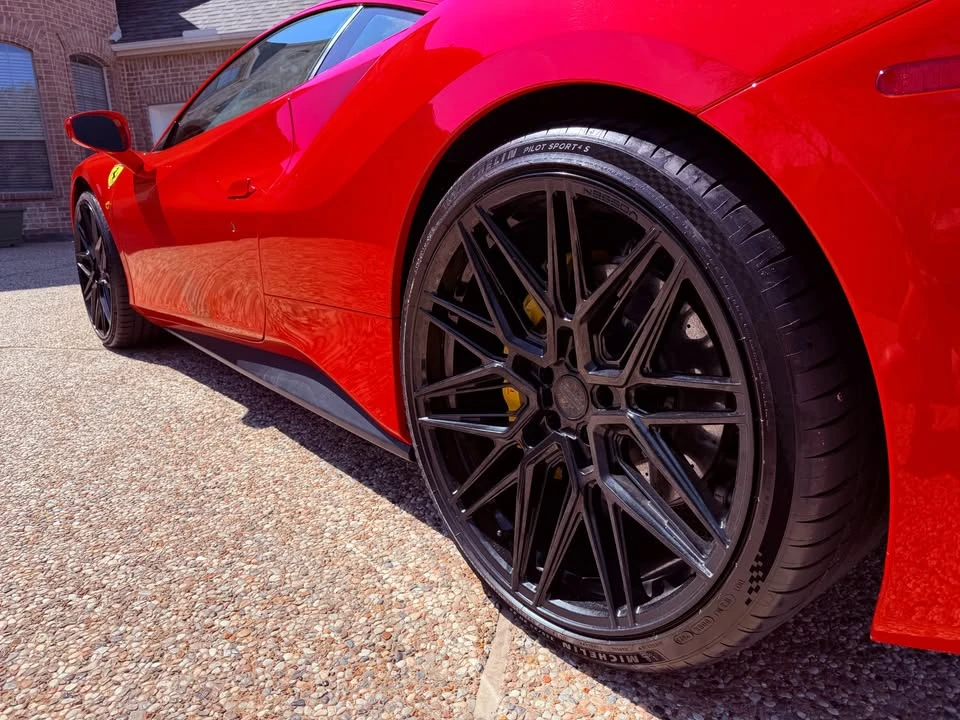 2018 Ferrari 488 GTB - Image 5 of 20