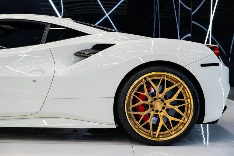 2018 Ferrari 488 GTB - Image 5 of 17