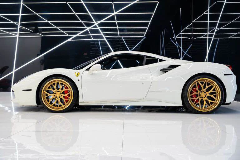 2018 Ferrari 488 GTB - Image 4 of 17