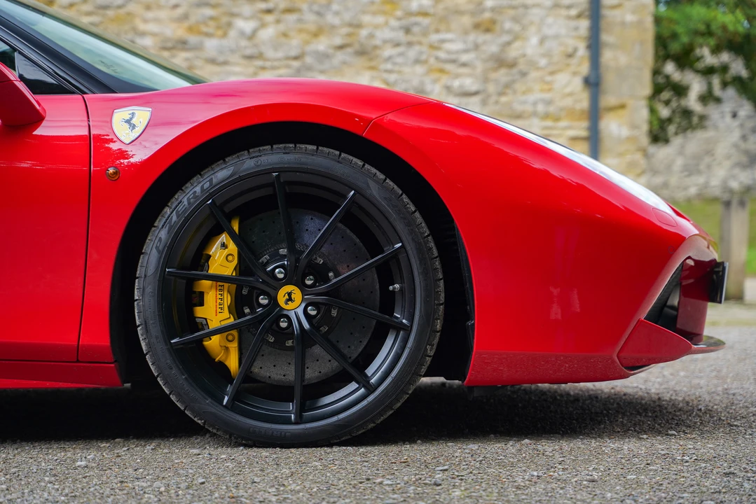 2018 Ferrari 488 GTB - Image 30 of 31
