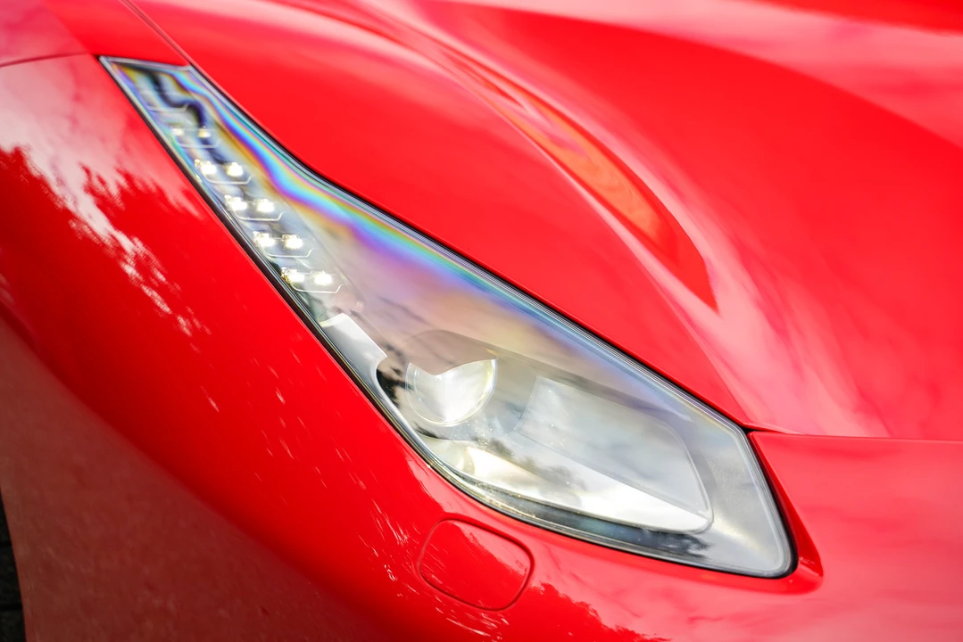 2018 Ferrari 488 GTB - Image 22 of 31