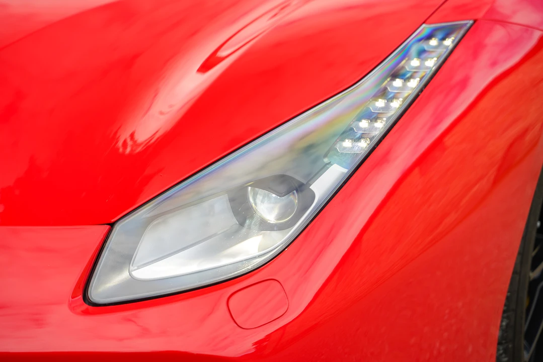 2018 Ferrari 488 GTB - Image 23 of 31