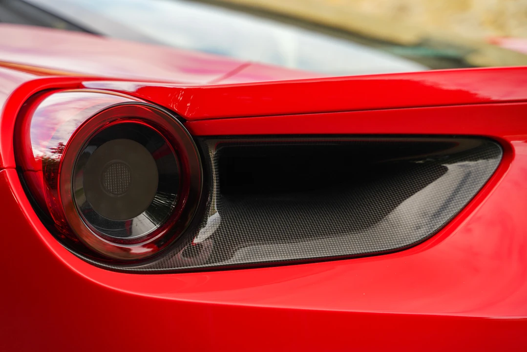 2018 Ferrari 488 GTB - Image 24 of 31