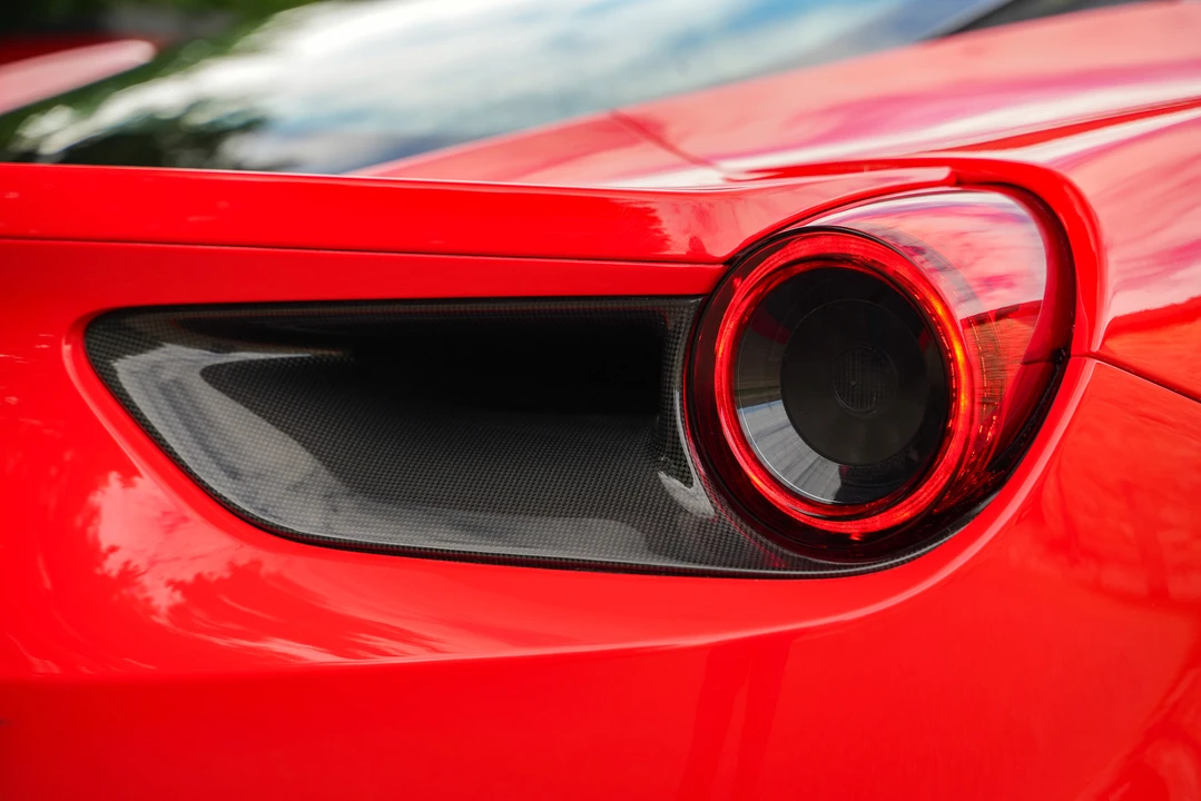 2018 Ferrari 488 GTB - Image 25 of 31