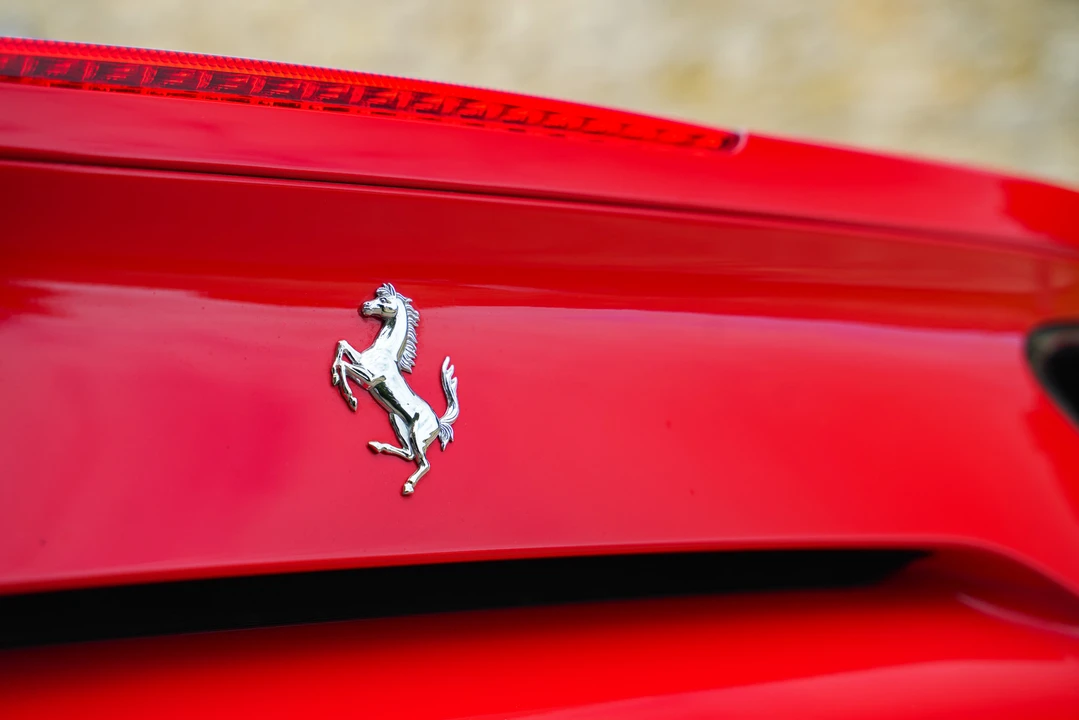 2018 Ferrari 488 GTB - Image 27 of 31