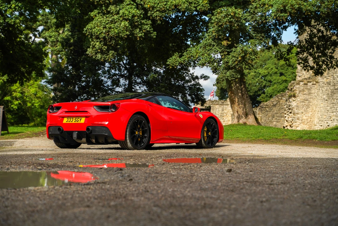 2018 Ferrari 488 GTB - Image 7 of 31