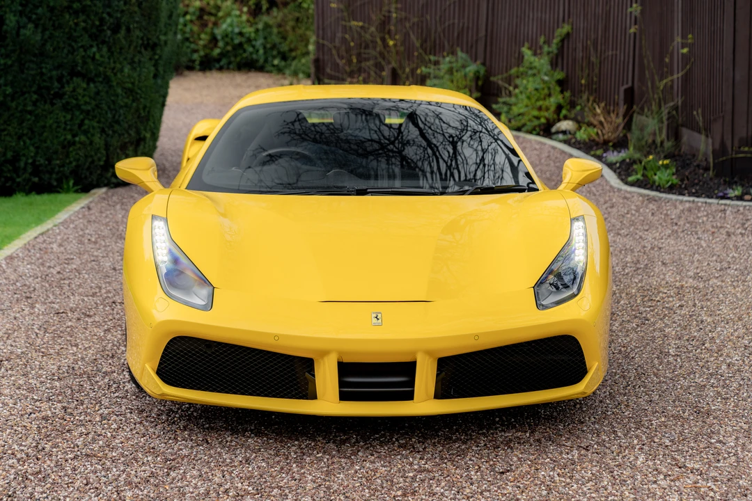 2018 Ferrari 488 GTB - Image 10 of 31