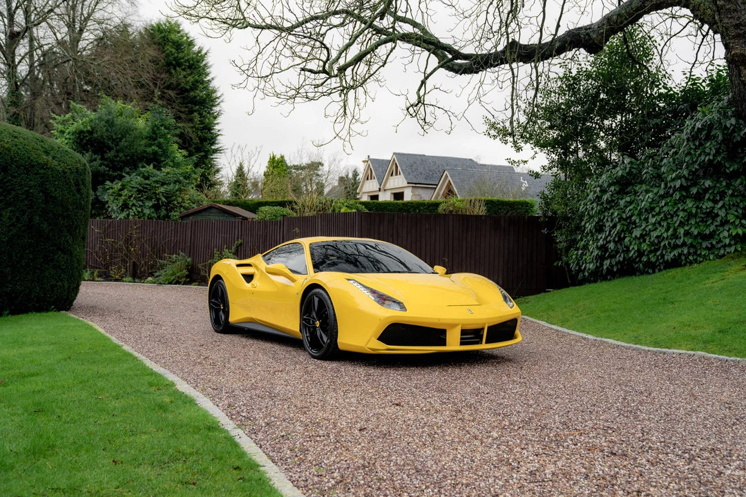2018 Ferrari 488 GTB - Image 15 of 31