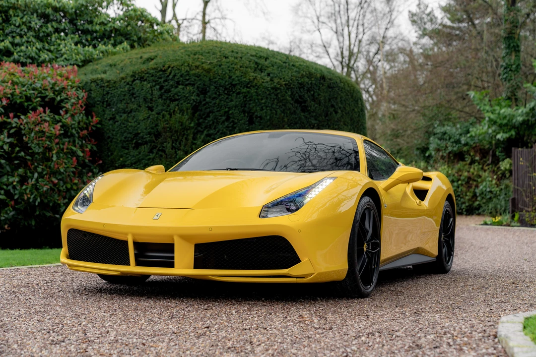 2018 Ferrari 488 GTB - Image 11 of 31