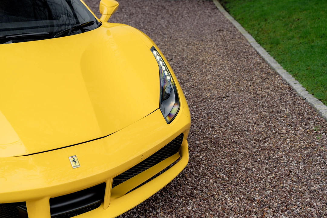 2018 Ferrari 488 GTB - Image 24 of 31