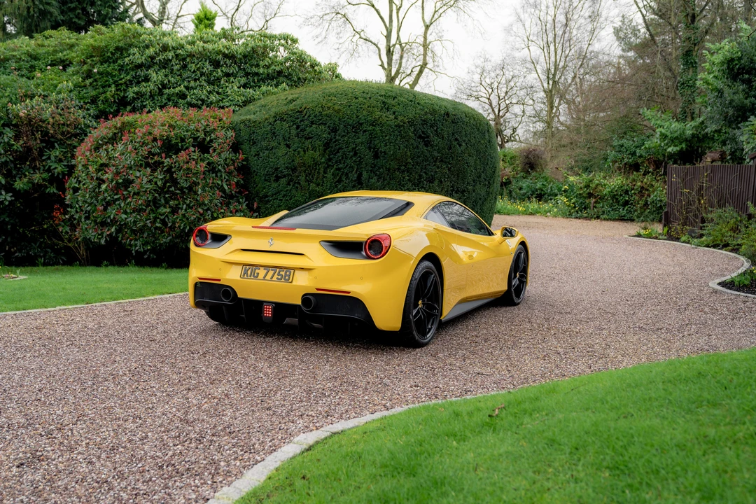 2018 Ferrari 488 GTB - Image 14 of 31
