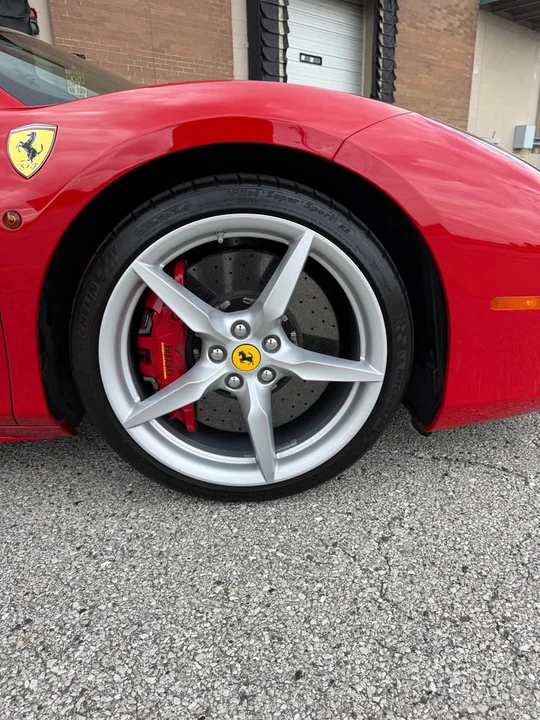2018 Ferrari 488 GTB - Image 9 of 18