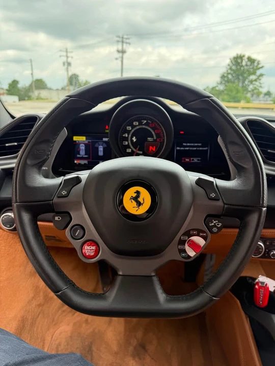 2018 Ferrari 488 GTB - Image 16 of 18