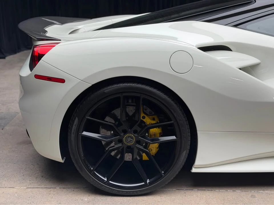 2018 Ferrari 488 GTB - Image 4 of 20