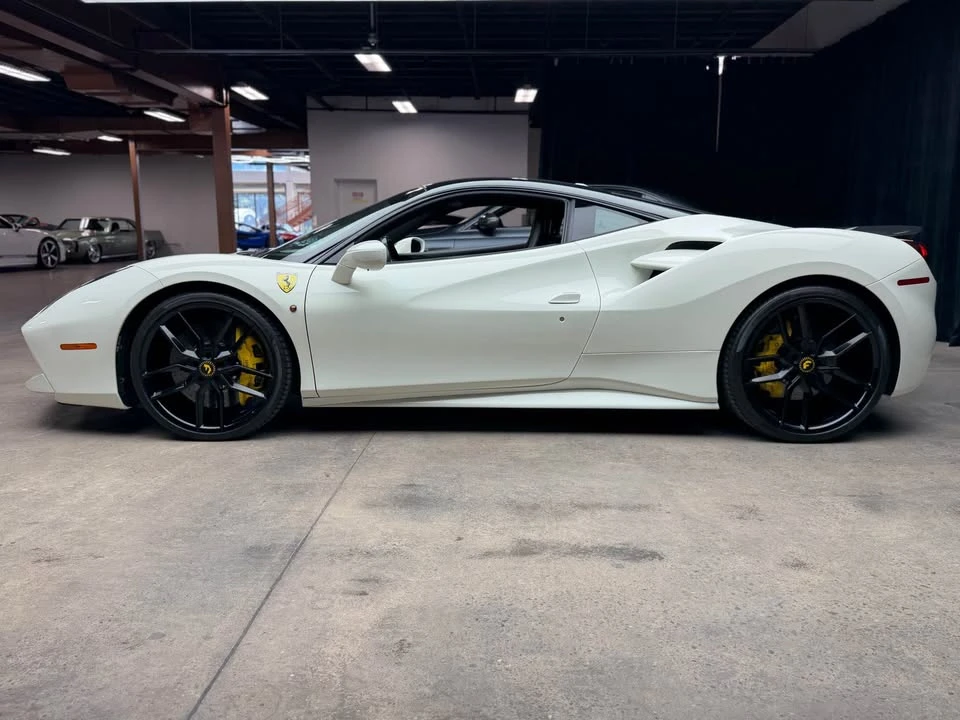 2018 Ferrari 488 GTB - Image 11 of 20
