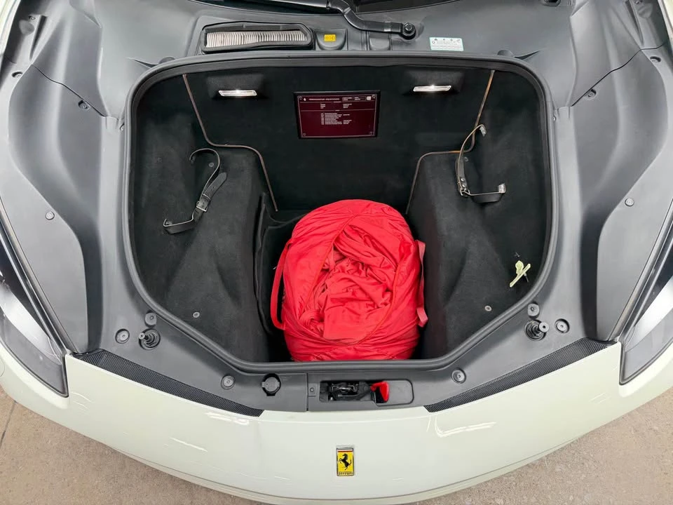2018 Ferrari 488 GTB - Image 19 of 20