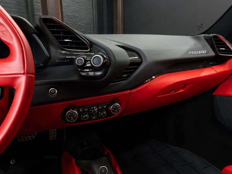 2018 Ferrari 488 GTB - Image 8 of 13