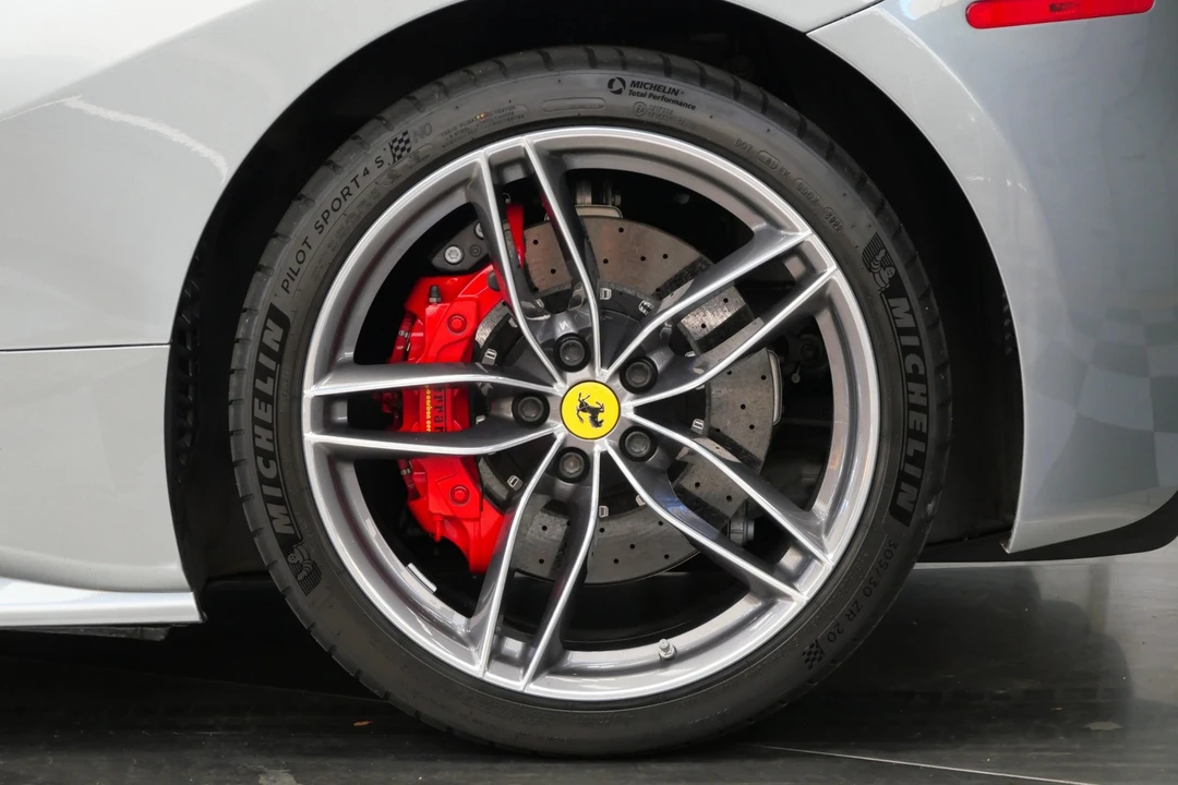 2018 Ferrari 488 GTB - Image 11 of 21