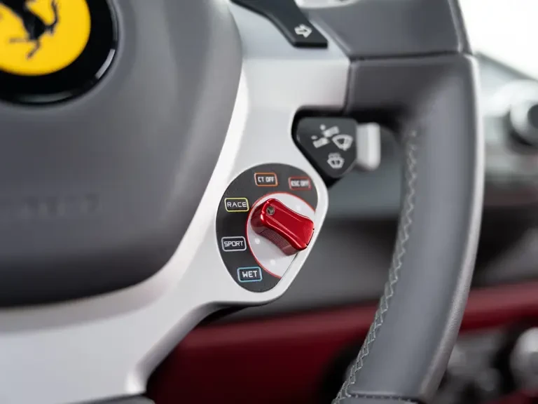 2018 Ferrari 488 GTB - Image 17 of 31