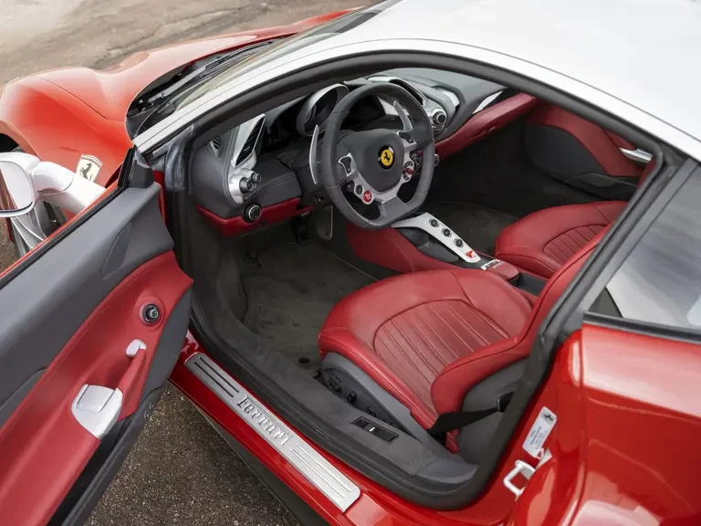 2018 Ferrari 488 GTB - Image 5 of 31