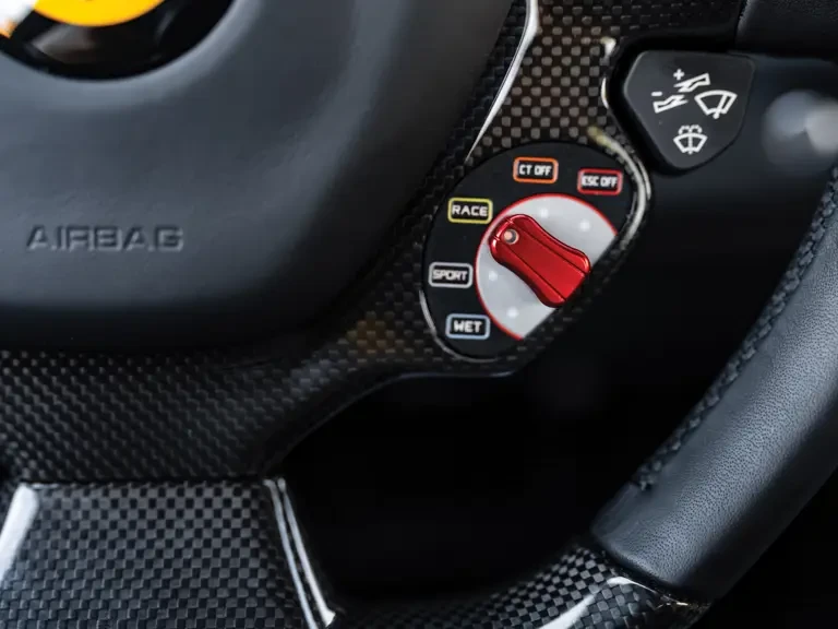 2018 Ferrari 488 GTB - Image 15 of 31