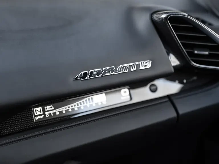 2018 Ferrari 488 GTB - Image 23 of 31