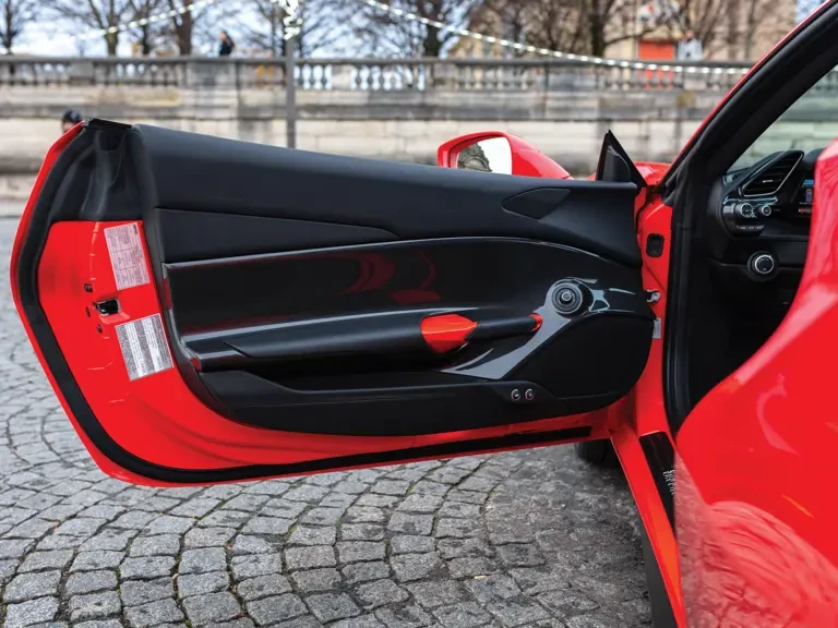 2018 Ferrari 488 GTB - Image 25 of 31
