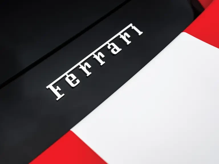 2018 Ferrari 488 GTB - Image 8 of 31