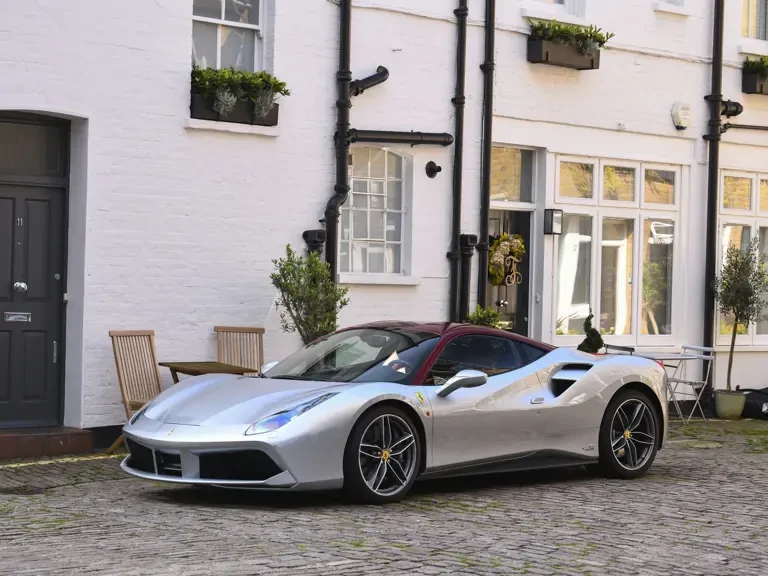 2018 Ferrari 488 GTB - Image 10 of 31