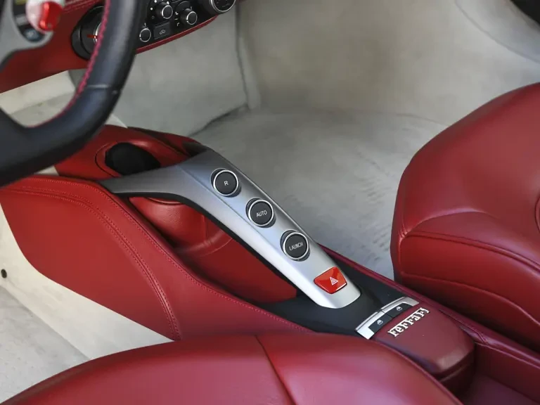 2018 Ferrari 488 GTB - Image 16 of 31