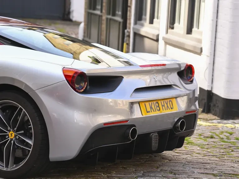2018 Ferrari 488 GTB - Image 27 of 31