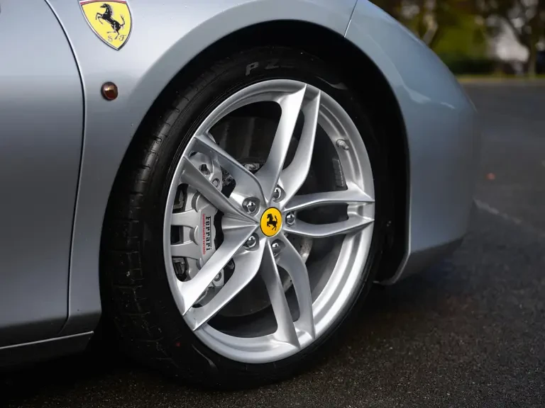 2018 Ferrari 488 GTB - Image 25 of 31