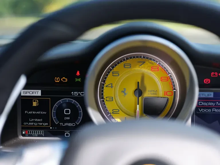 2018 Ferrari 488 GTB - Image 13 of 31