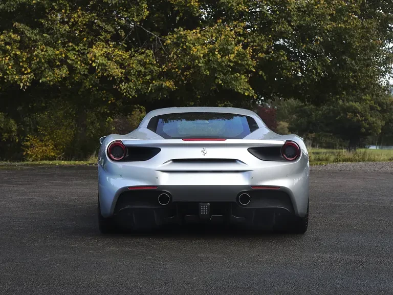 2018 Ferrari 488 GTB - Image 9 of 31