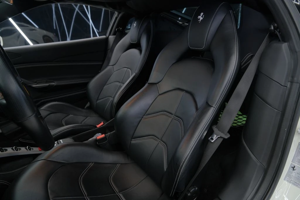 2018 Ferrari 488 GTB - Image 17 of 31