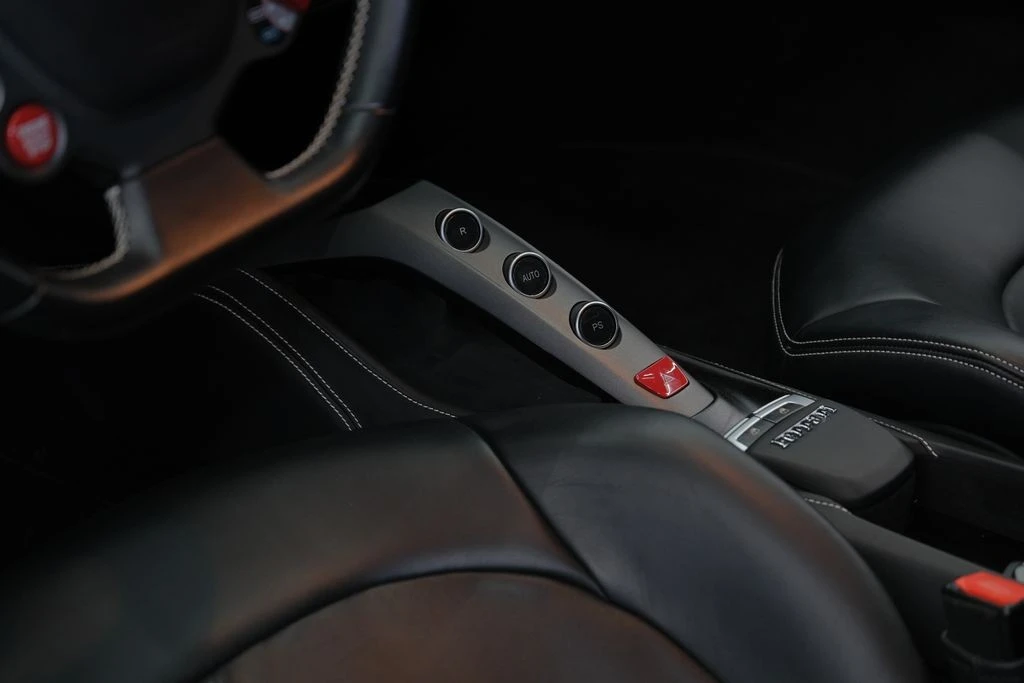 2018 Ferrari 488 GTB - Image 19 of 31