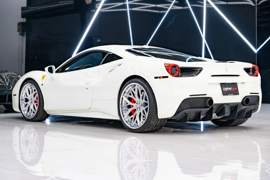 2018 Ferrari 488 GTB - Image 11 of 31