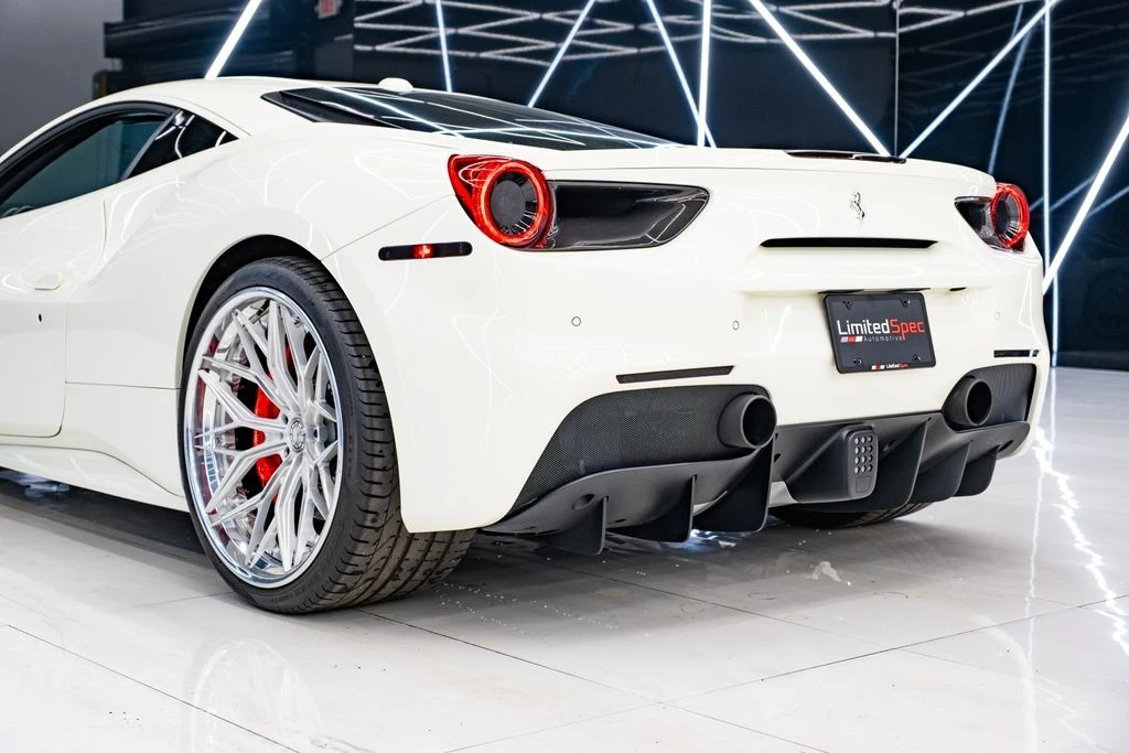 2018 Ferrari 488 GTB - Image 12 of 31
