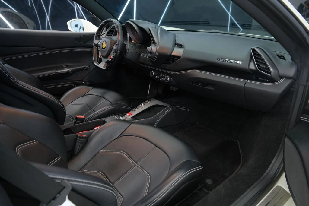 2018 Ferrari 488 GTB - Image 30 of 31