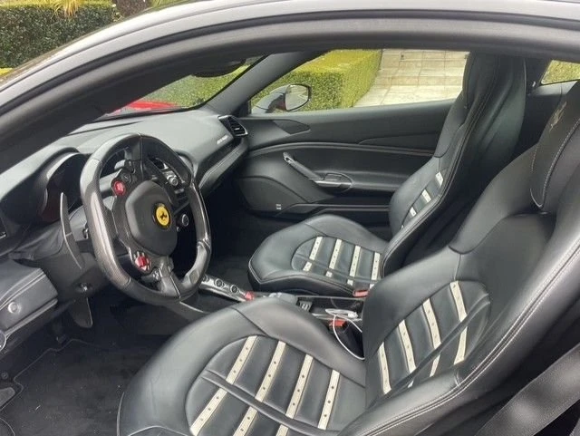 2018 Ferrari 488 GTB - Image 17 of 20