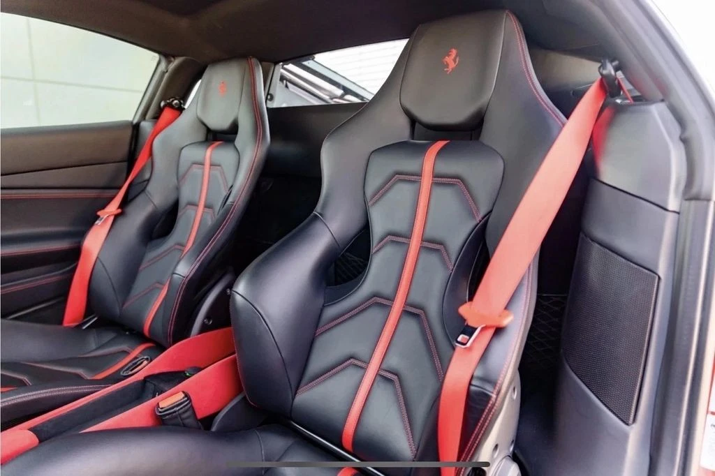 2018 Ferrari 488 GTB - Image 11 of 17
