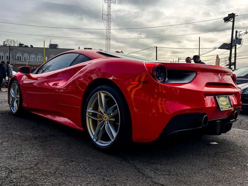 2018 Ferrari 488 GTB - Image 5 of 12