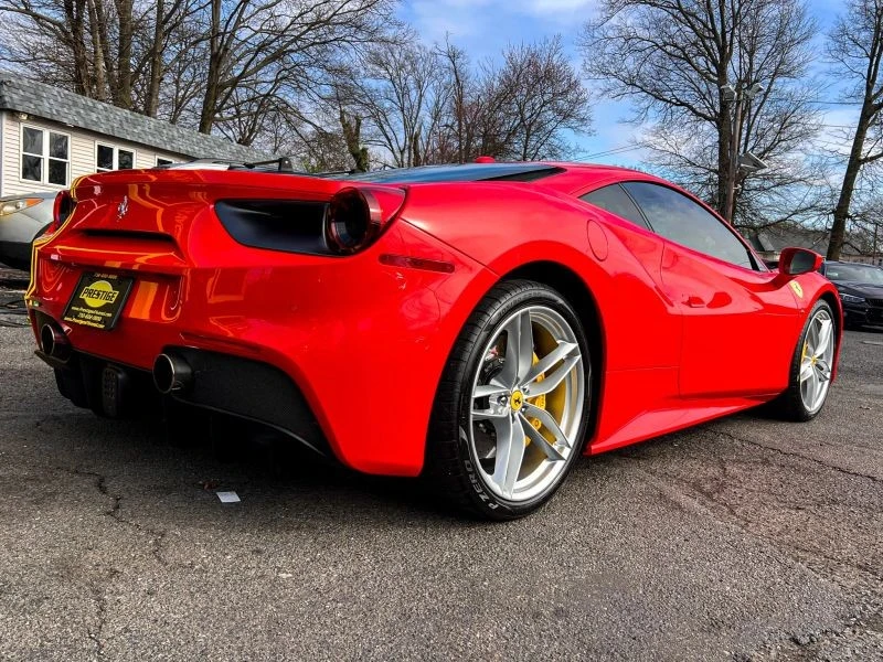 2018 Ferrari 488 GTB - Image 7 of 12