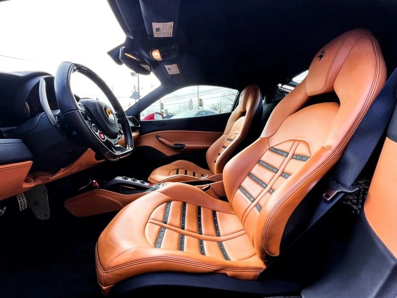 2018 Ferrari 488 GTB - Image 10 of 12