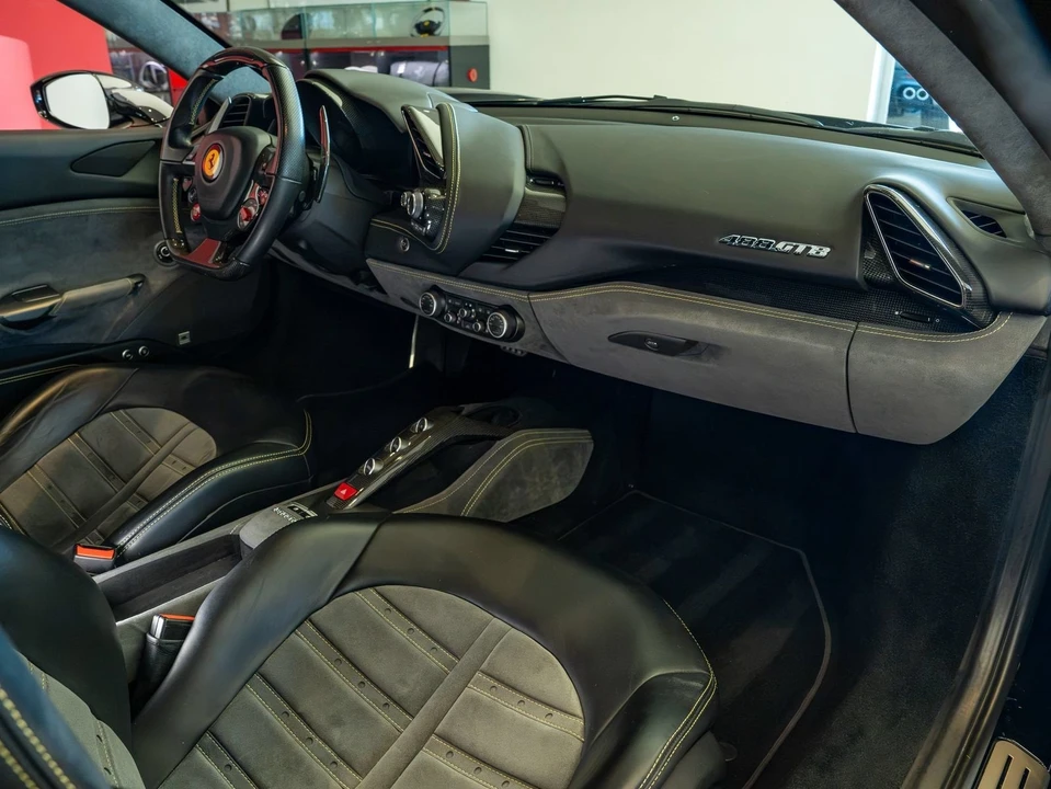 2018 Ferrari 488 GTB - Image 17 of 26