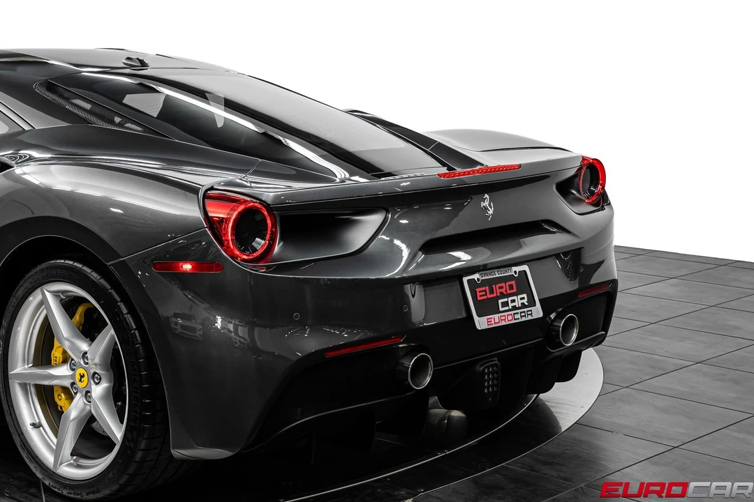2018 Ferrari 488 GTB - Image 19 of 31