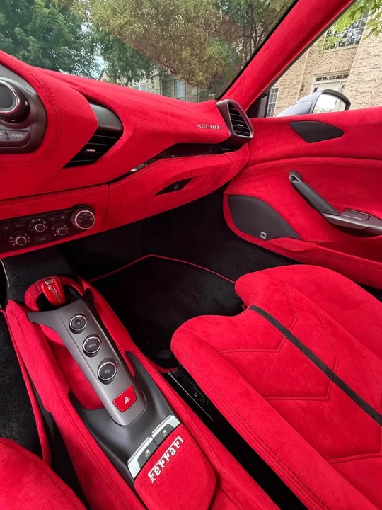 2018 Ferrari 488 GTB - Image 9 of 15