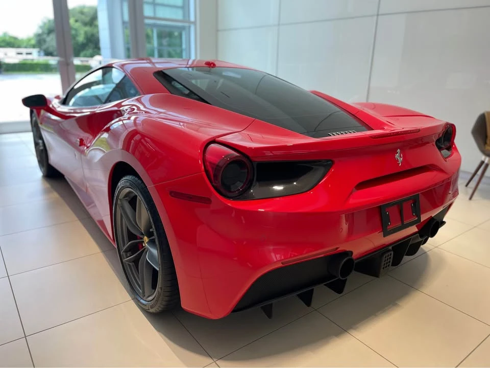 2018 Ferrari 488 GTB - Image 4 of 11